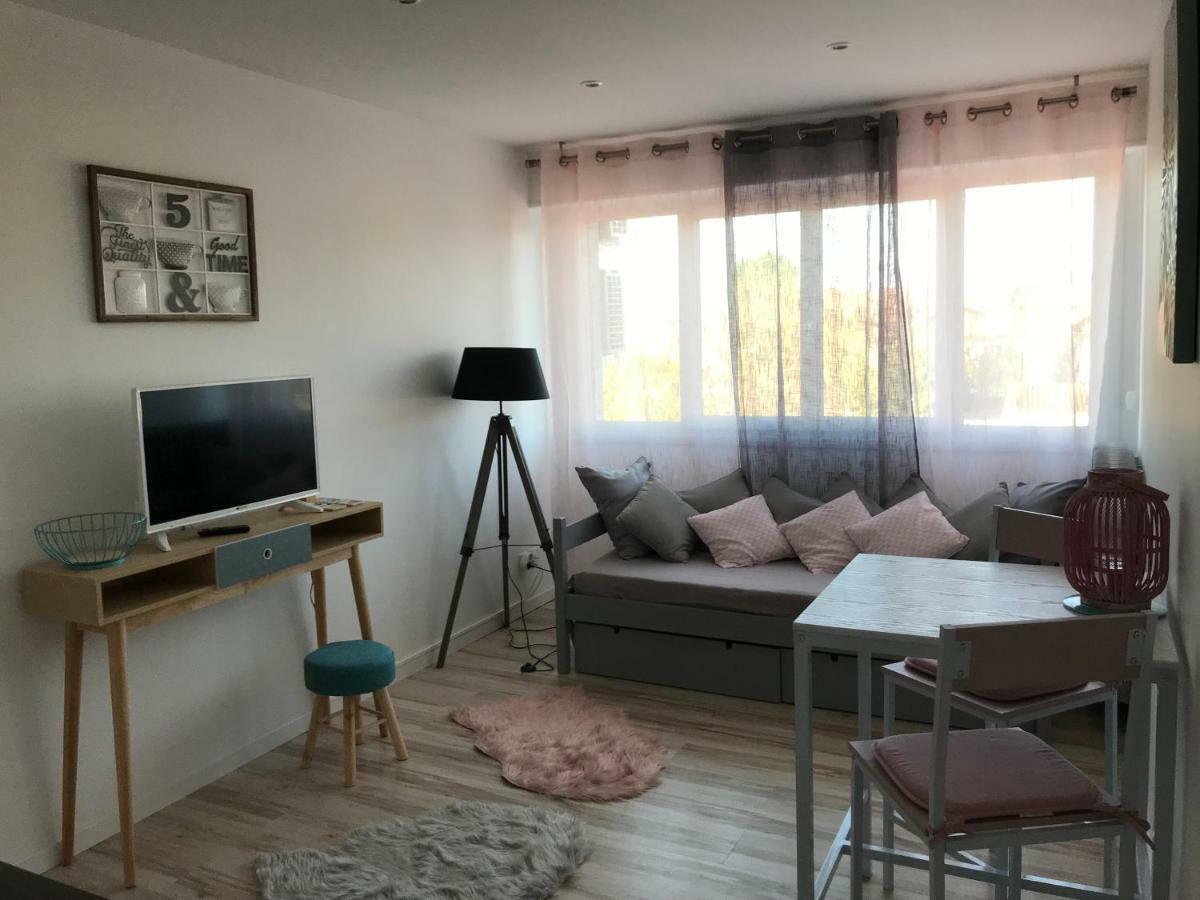 Albi Home - Rochegude Luaran gambar